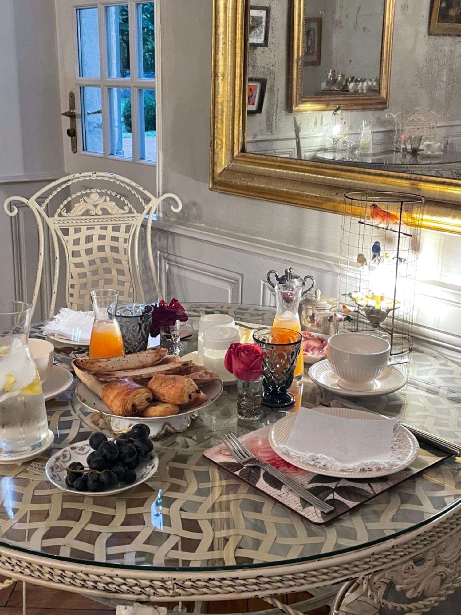 Cote Park Bed and Breakfast Givry  Eksteriør billede